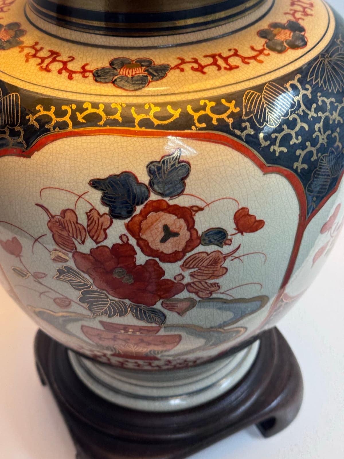 Circa 1980's Japanese Imari Table Lamp - Thumbnail 12