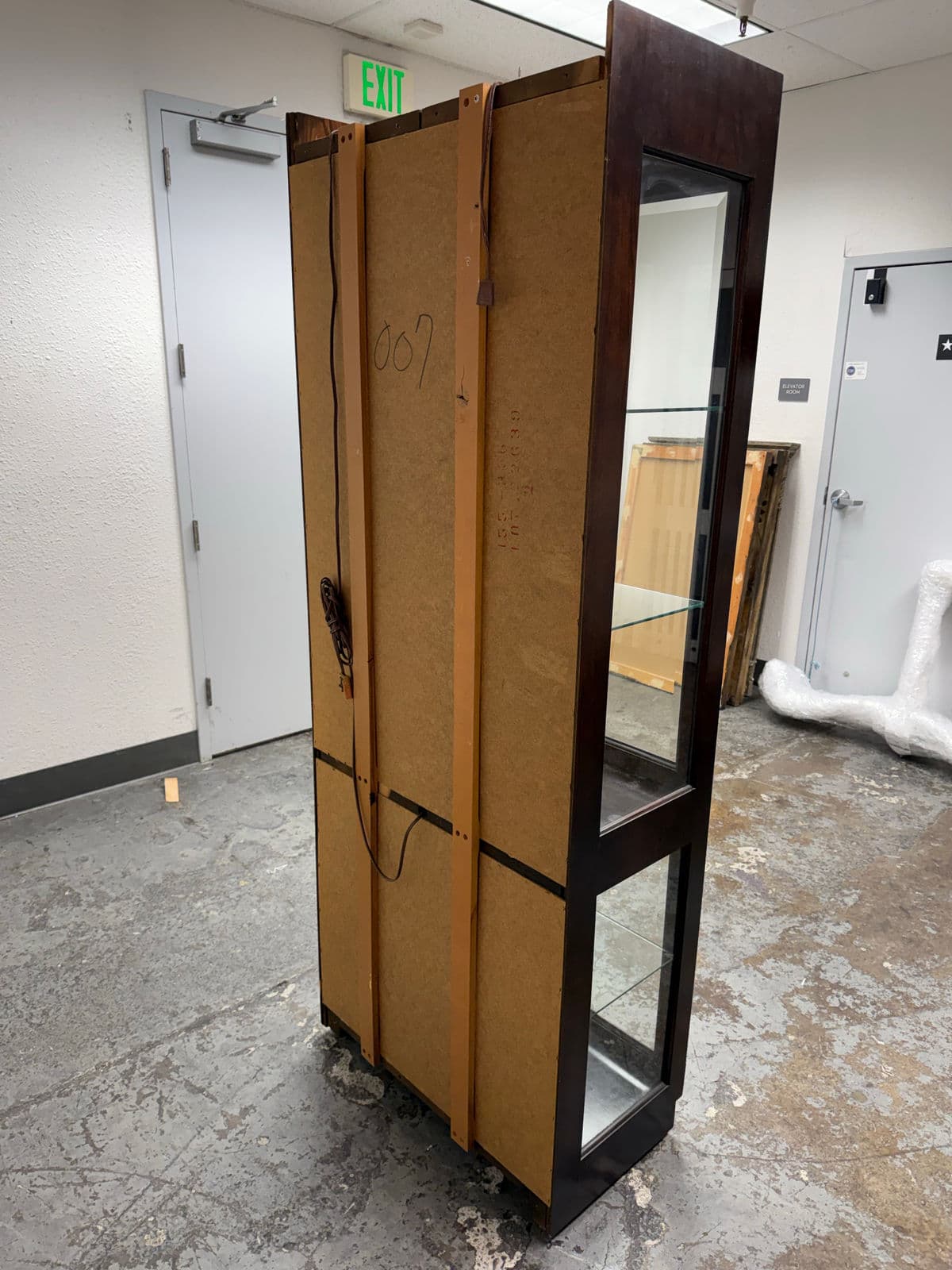 Late 20th Century Chinoiserie Curio/Display Case - Thumbnail 5