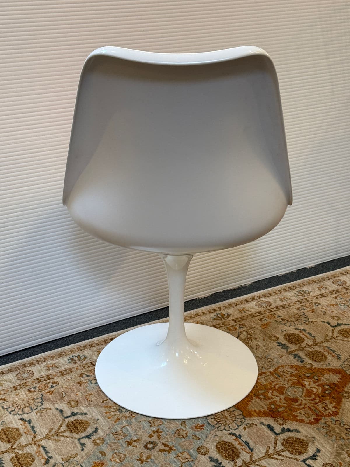 Eero Saarinen for Knoll Tulip Swivel Side Chair - Thumbnail 6