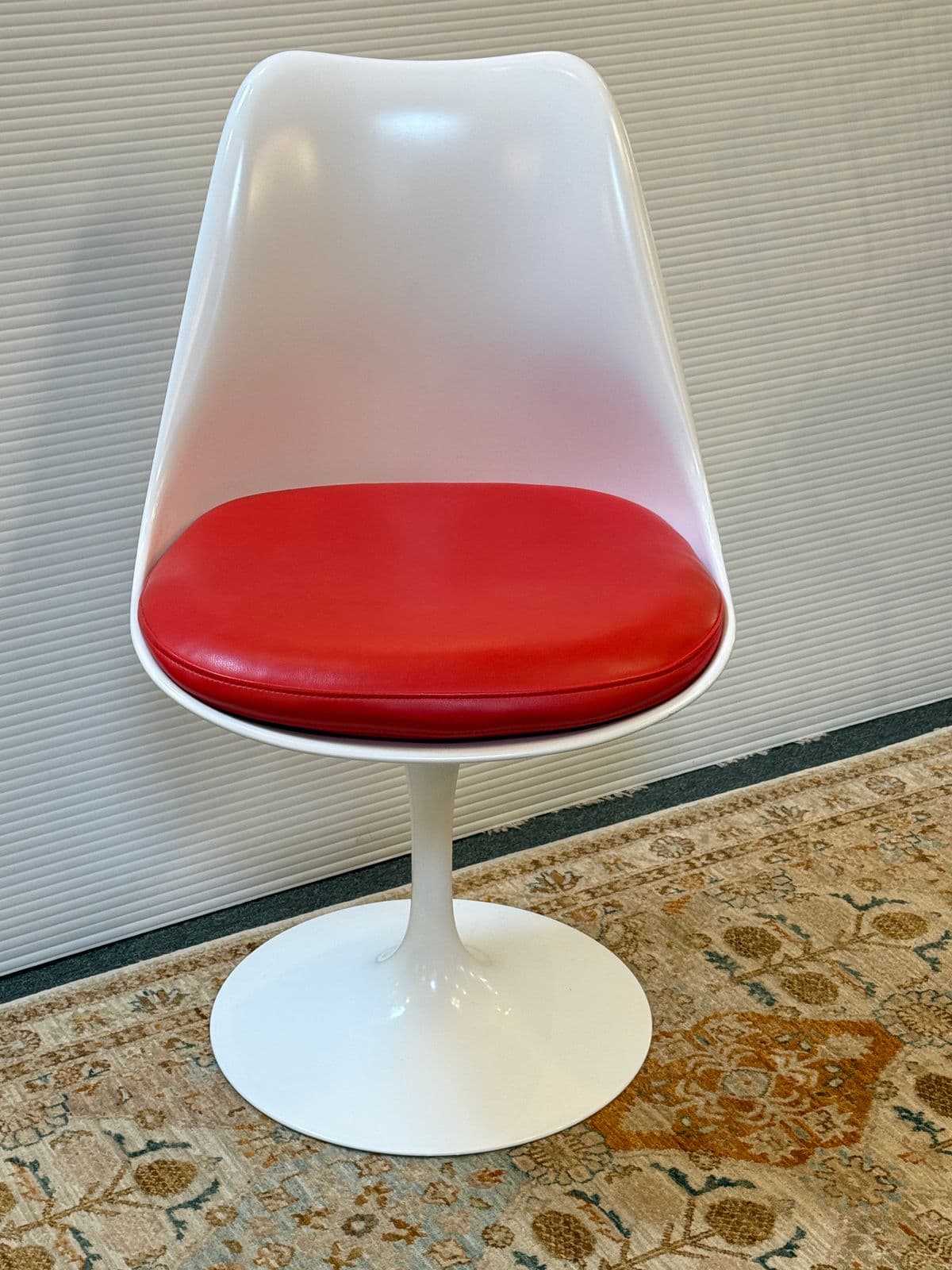 Eero Saarinen for Knoll Tulip Swivel Side Chair - Thumbnail 5