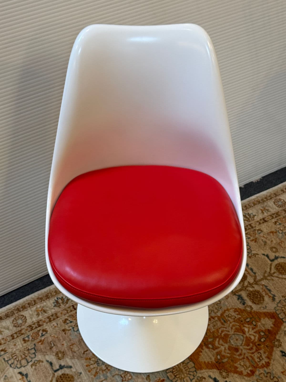 Eero Saarinen for Knoll Tulip Swivel Side Chair - Thumbnail 10