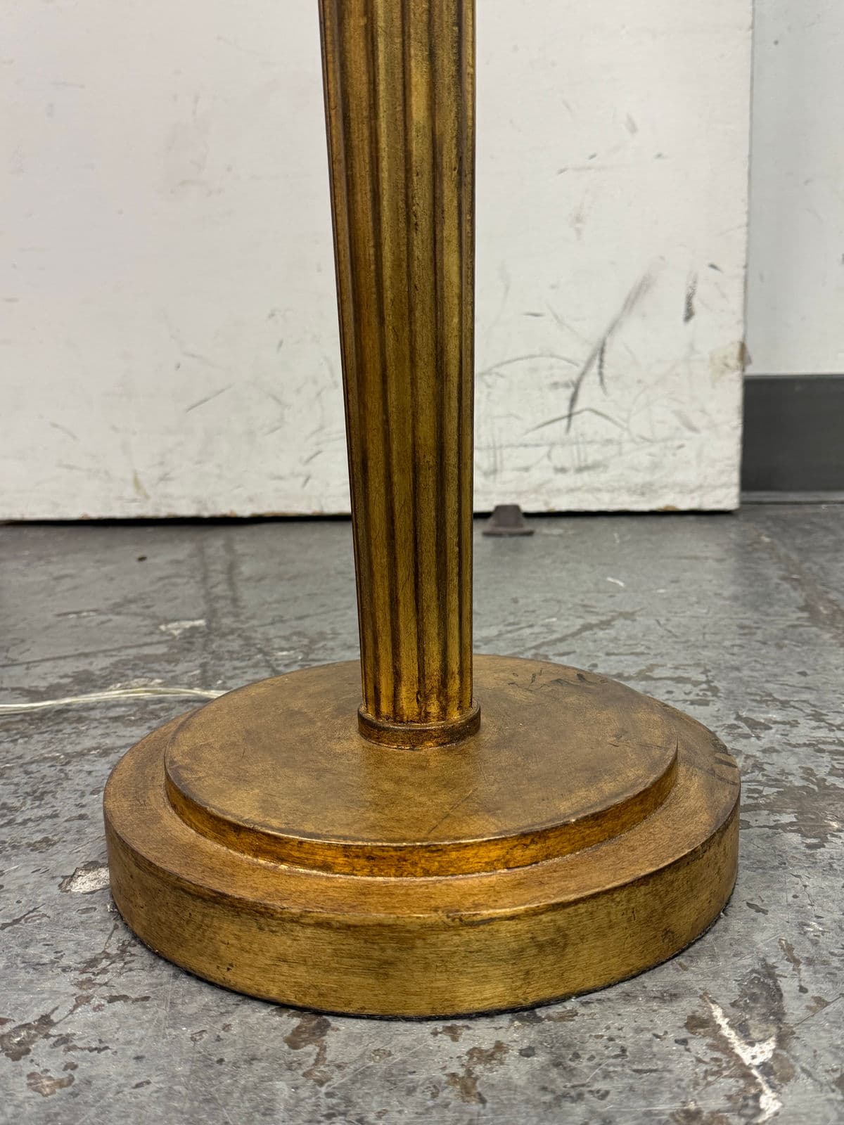 Worlds Away Caprone Fluted Wood Floor Lamp - Thumbnail 10