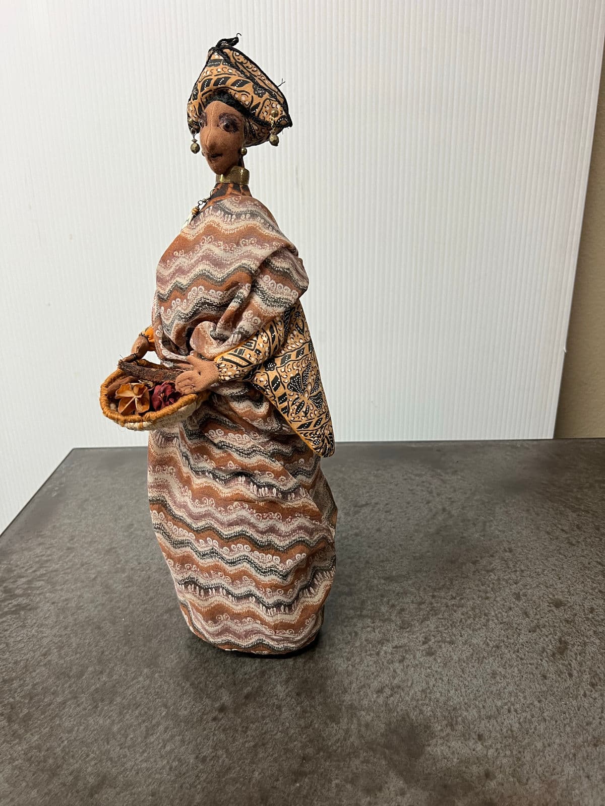 Elsie Taylor African Dressed Doll Figure - Thumbnail 6