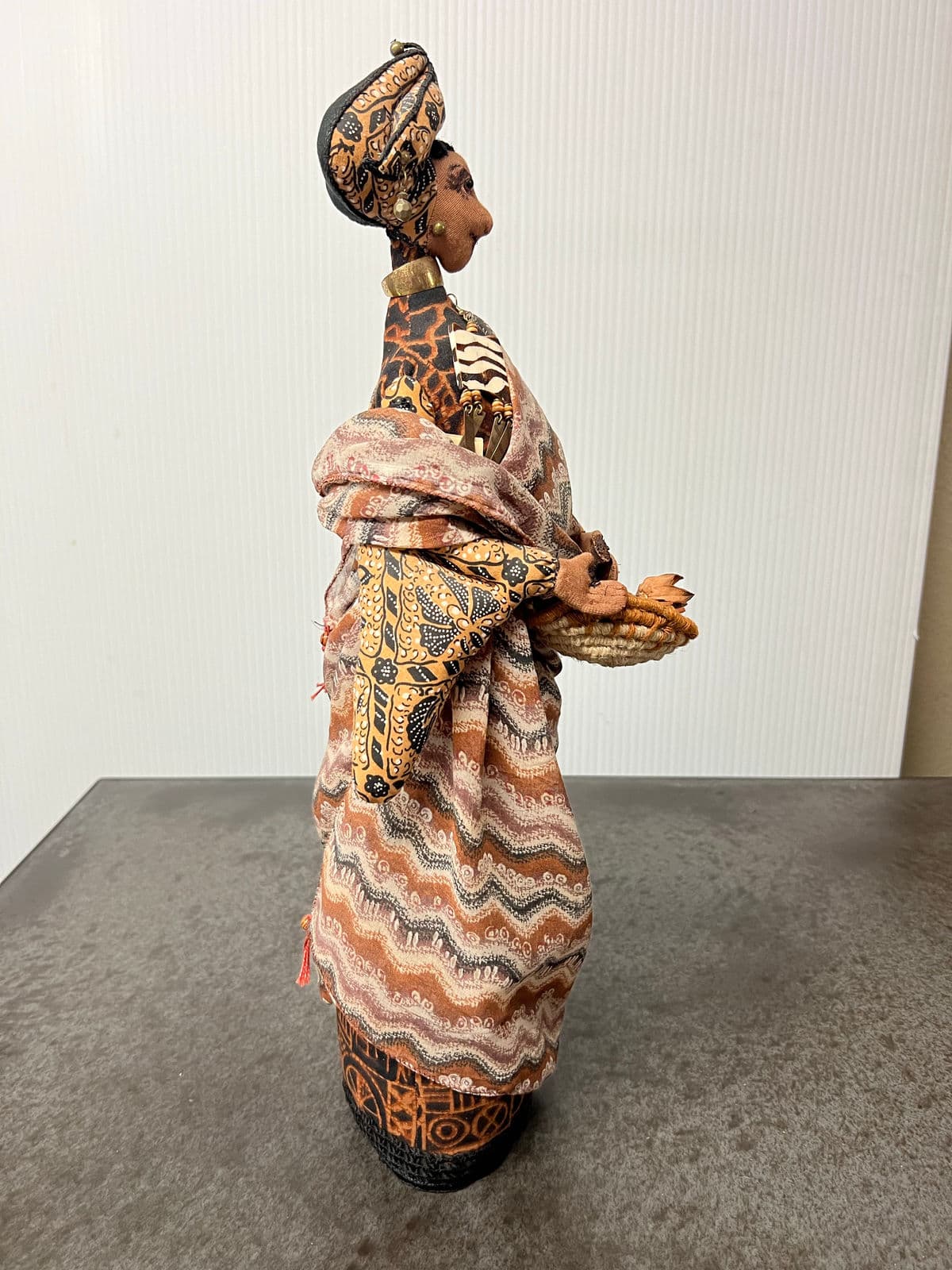 Elsie Taylor African Dressed Doll Figure - Thumbnail 10