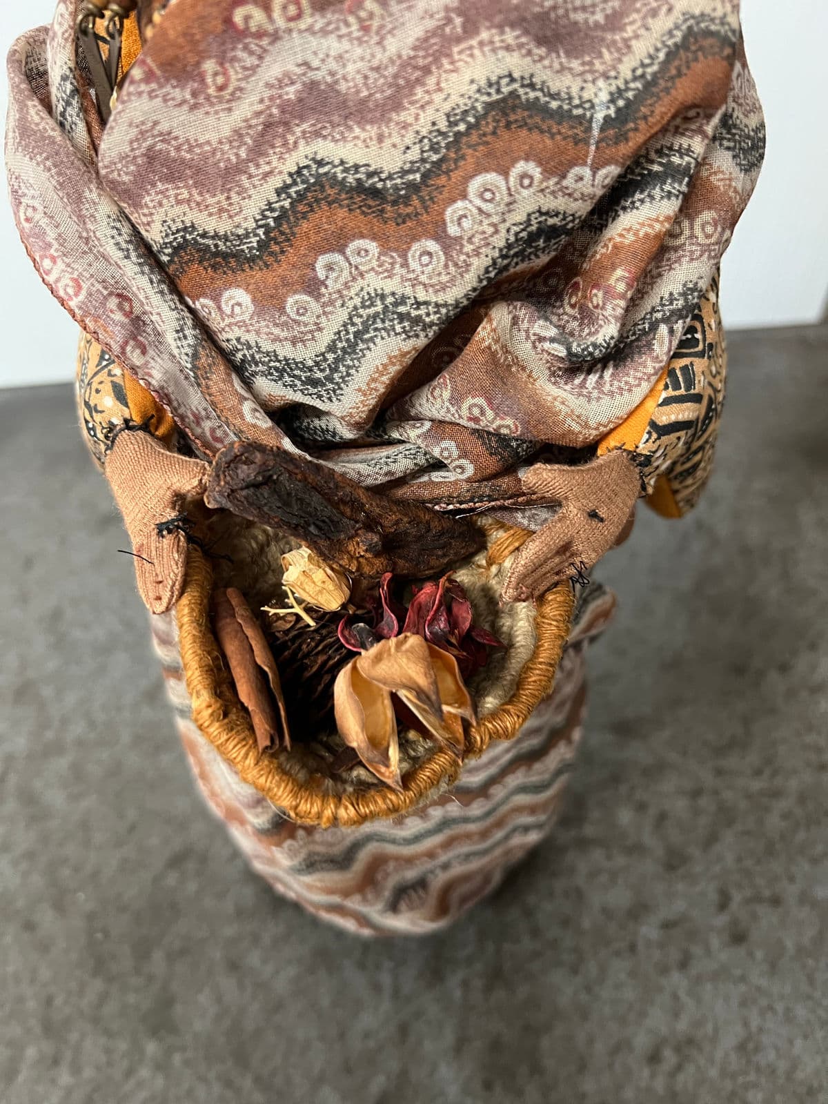 Elsie Taylor African Dressed Doll Figure - Thumbnail 12