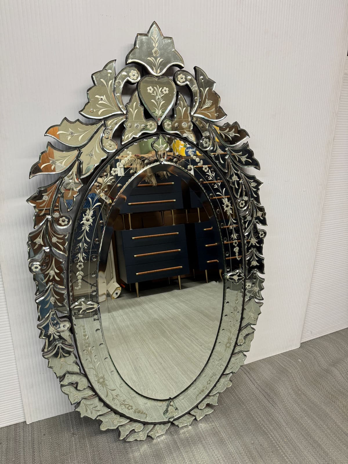 Vintage Venetian Style Wall Mirror - Thumbnail 3