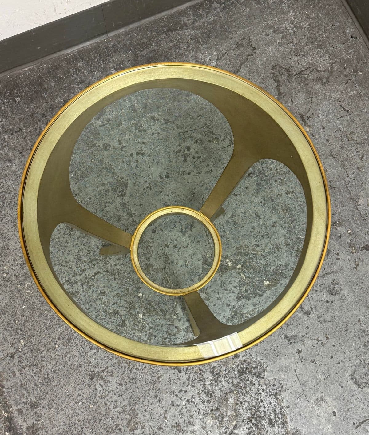 Elle Decor Shaped Metal With Brass Finish Side Table - Thumbnail 5