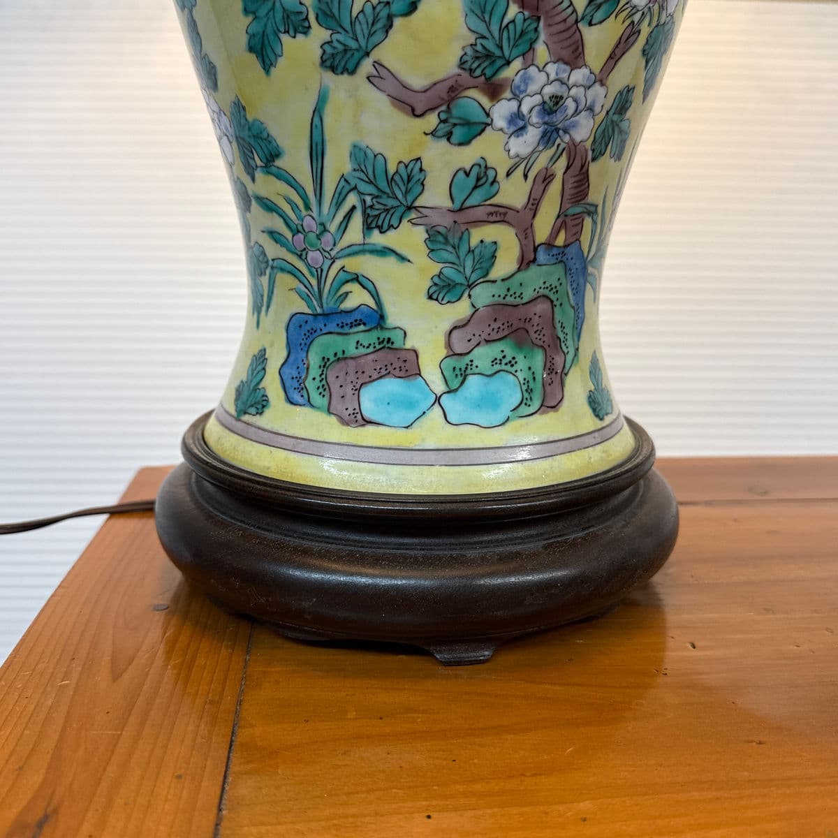Vintage Chinoiserie Cherry Blossom Table Lamp - Thumbnail 11