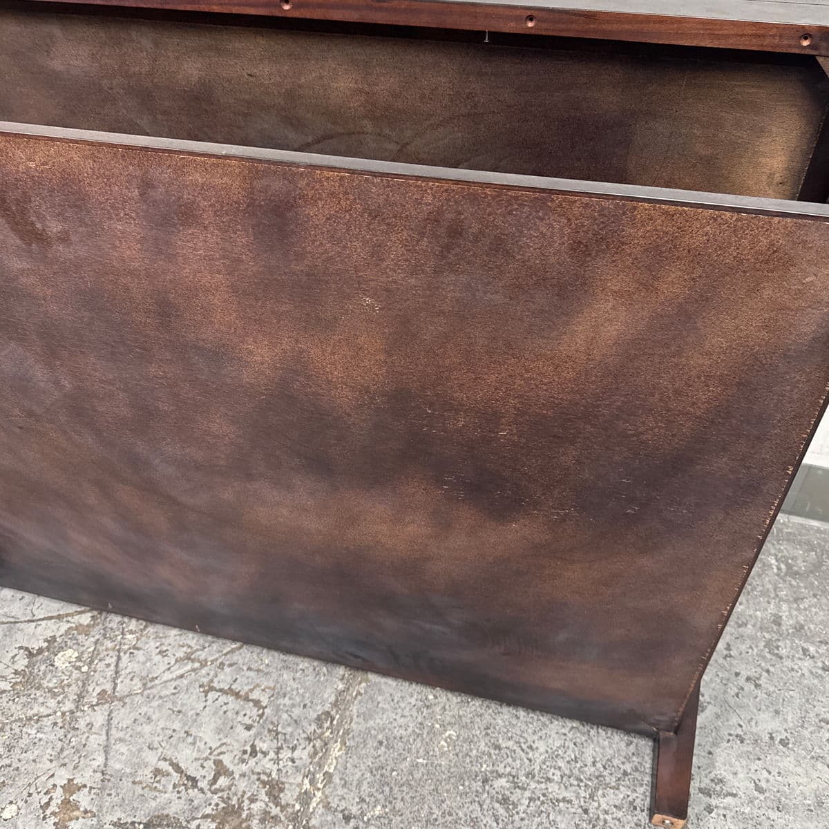 Custom Design Mahogany Finish Coffee Table - Thumbnail 13