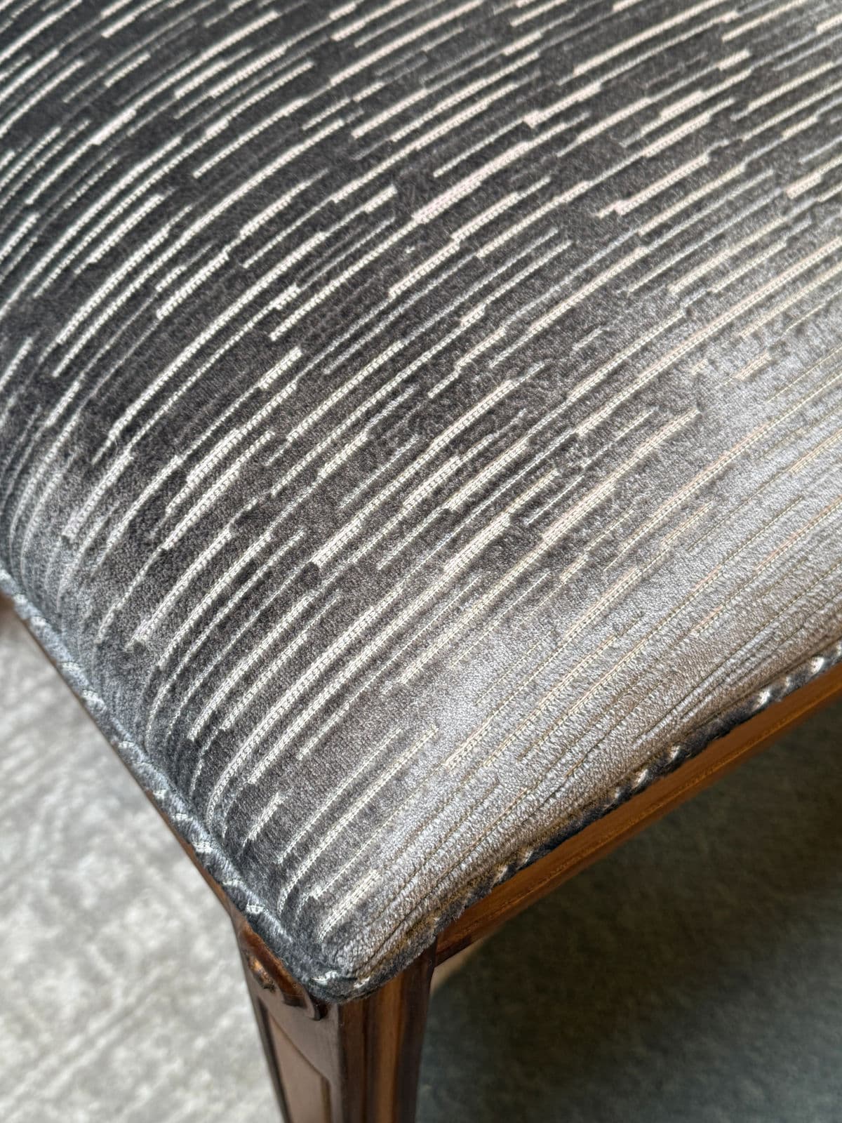 Kreiss Fleur Di Lis Dininig Room Chairs, Set of Eight - Thumbnail 13