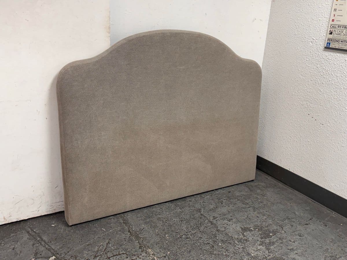 Queen Size Custom Design Sage Linen Headboard - Thumbnail 3