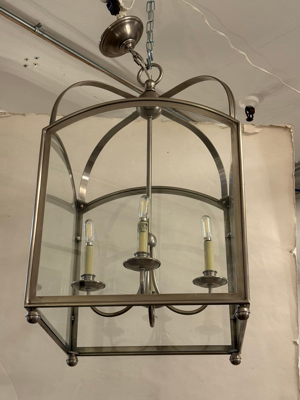 Visual Comfort Signature Arch Top Lantern Pendant - Thumbnail 4