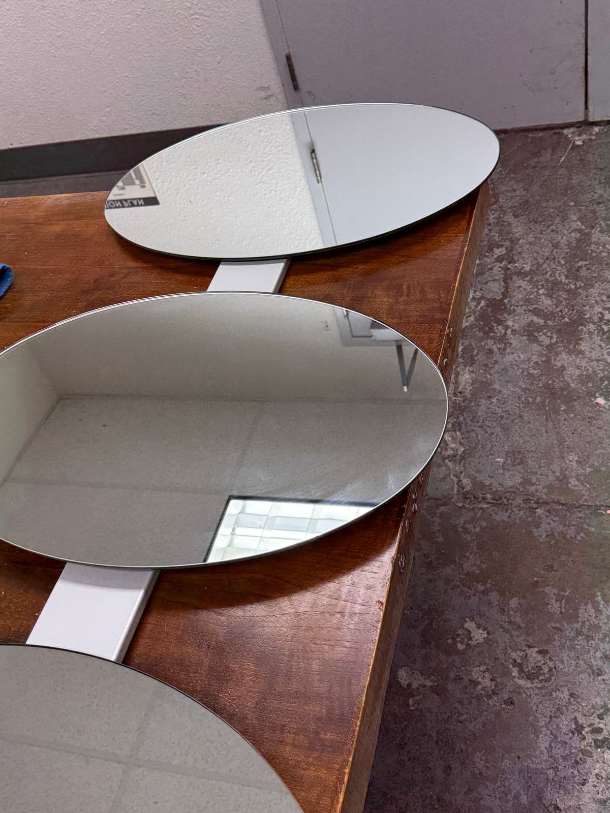 Tonelli Italian Three Oval Wall Mirrors - Thumbnail 9