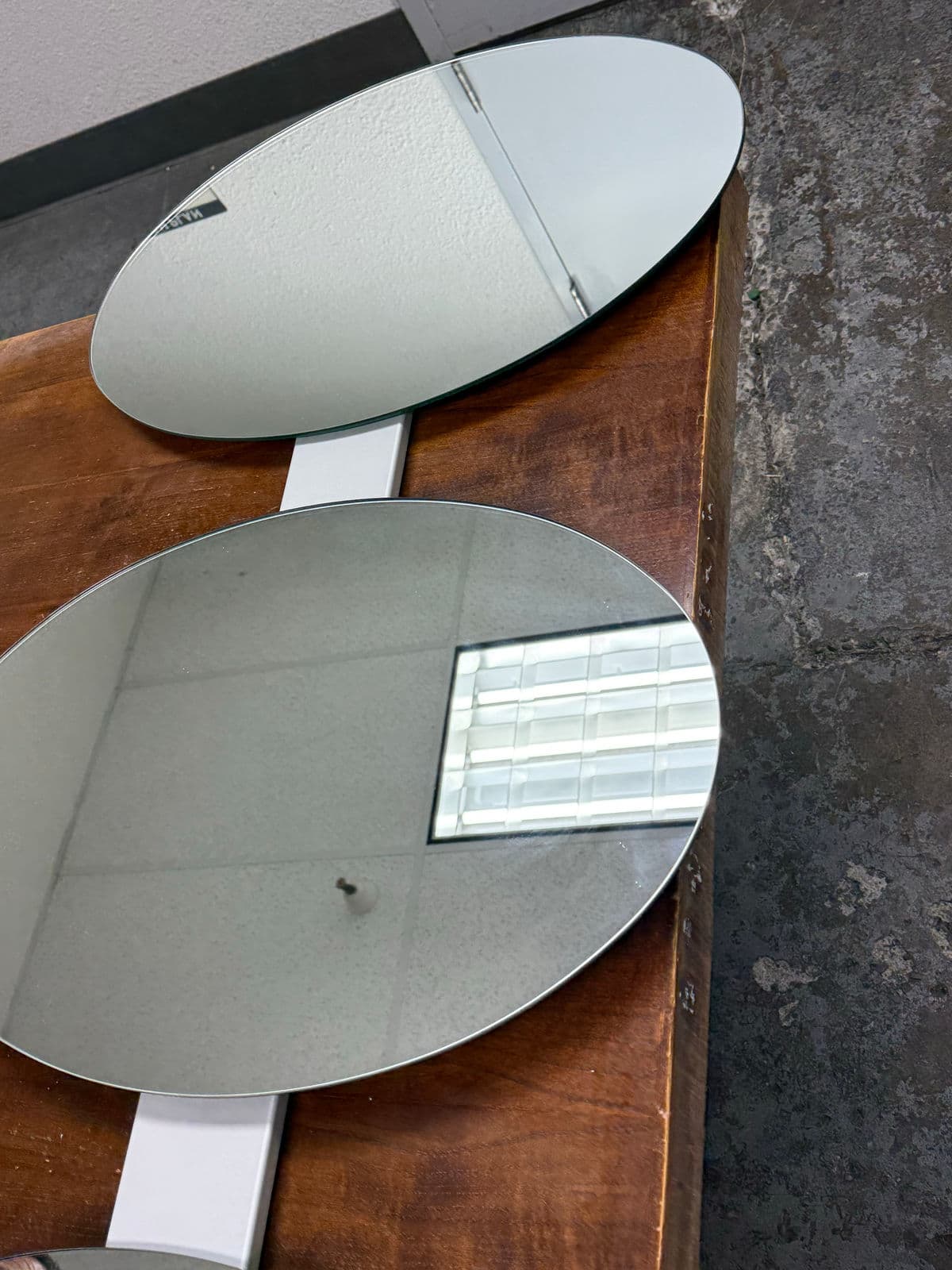 Tonelli Italian Three Oval Wall Mirrors - Thumbnail 5