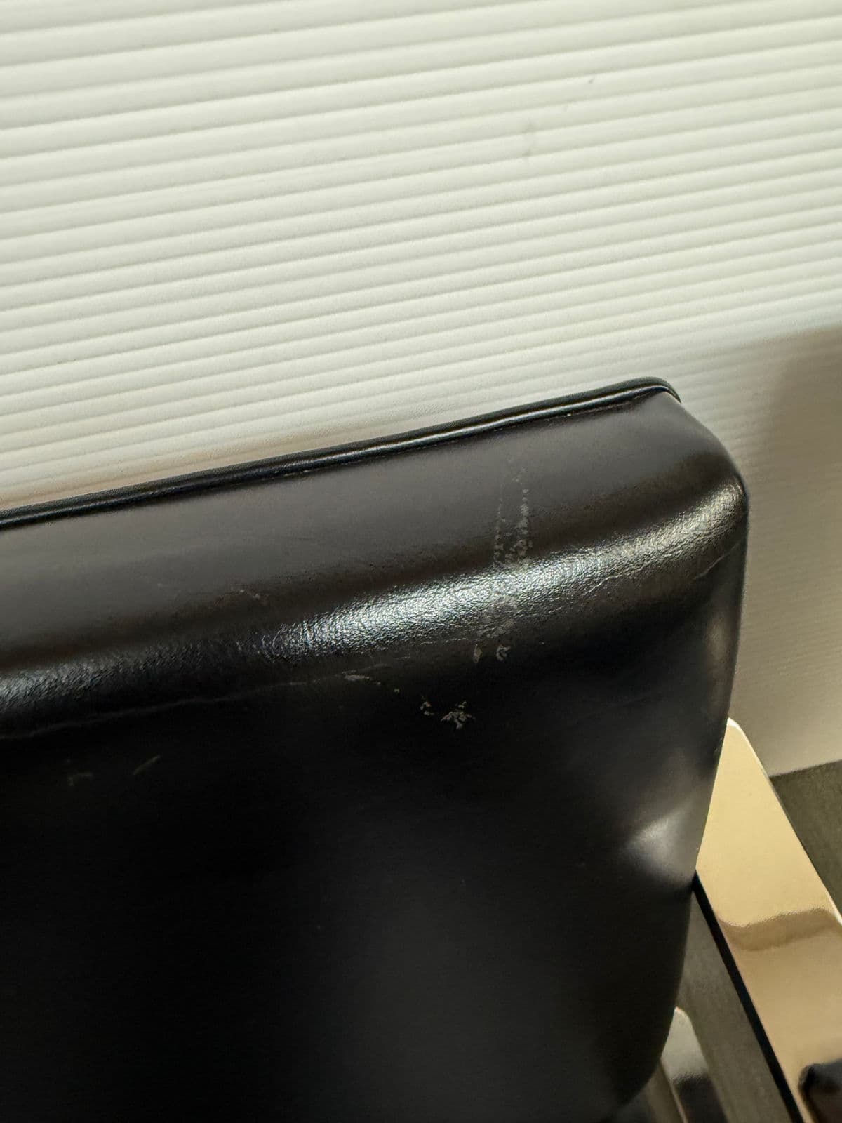 Brueton Cantilever Leather + Chrome Chair - Thumbnail 9