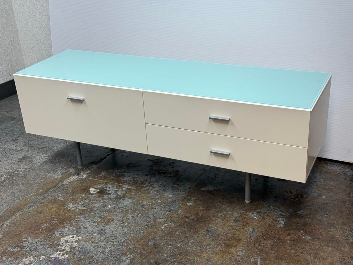 Alivar Italian White Glass Sideboard - Thumbnail 10