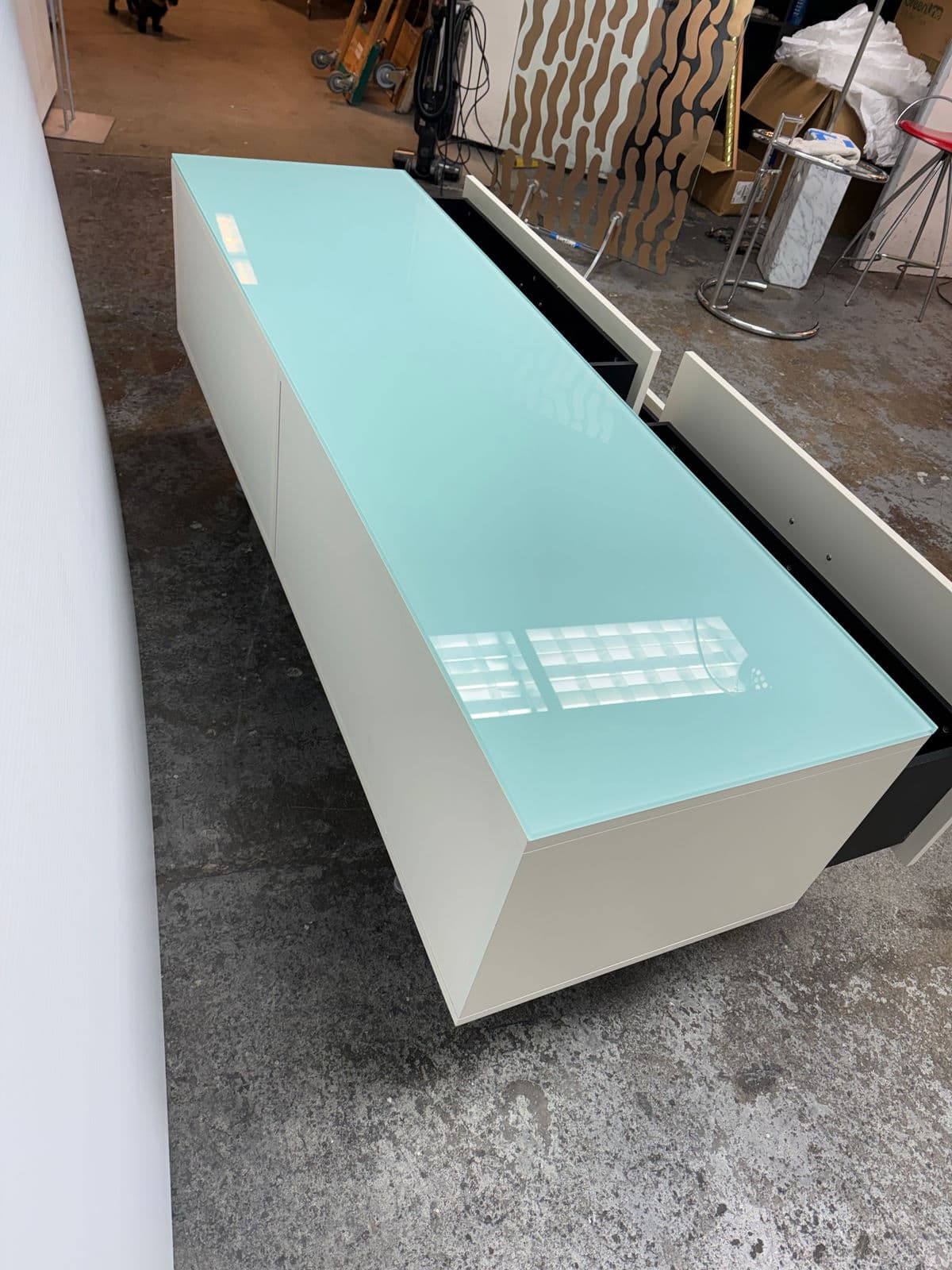 Alivar Italian White Glass Sideboard - Thumbnail 6