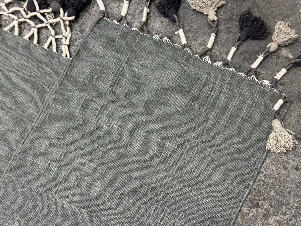 7ft 6in × 11ft Baxter Fringes Area Rug - Thumbnail 10