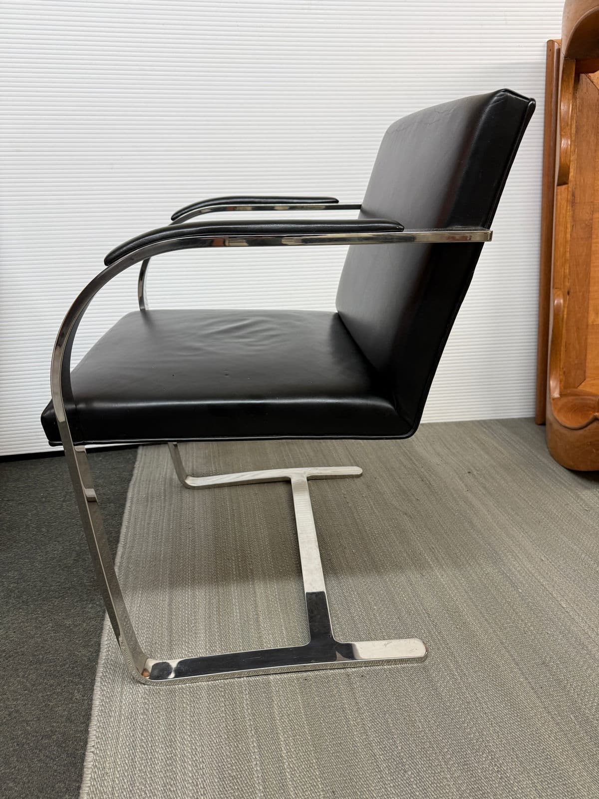 Brueton Cantilever Leather + Chrome Chairs, Pair - Thumbnail 7