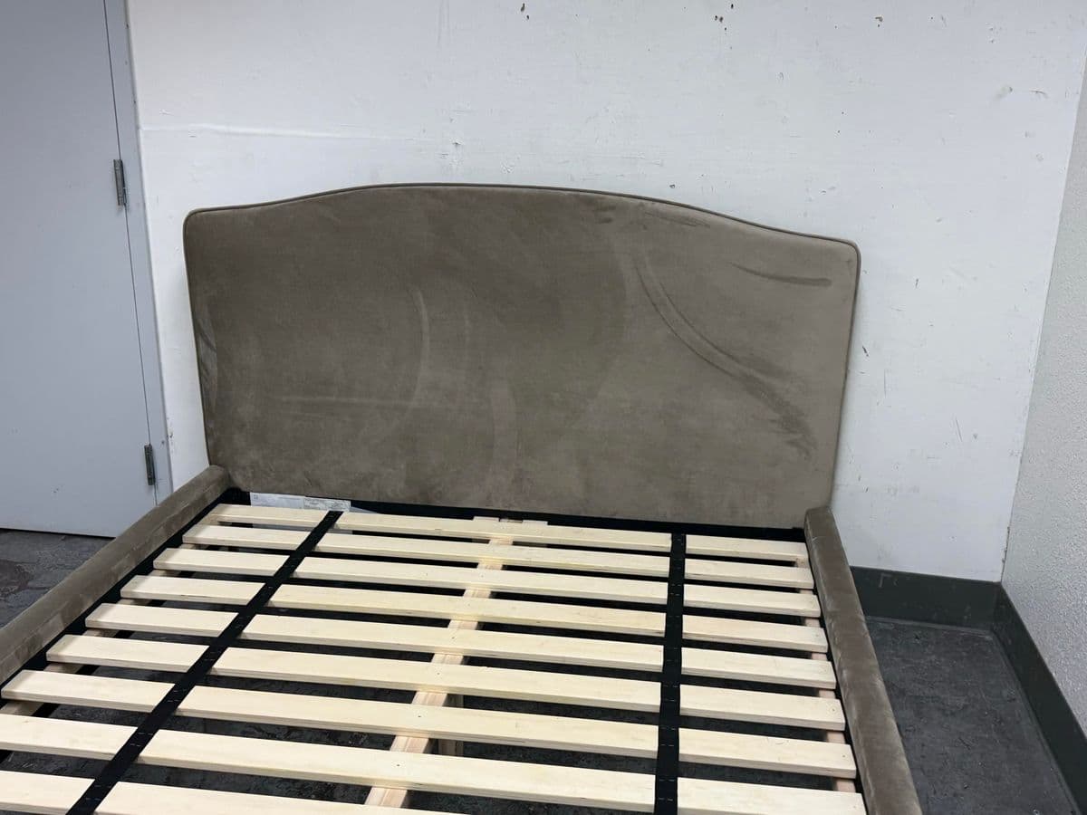 Queen Size Interior Define Celia Bed Frame - Thumbnail 9