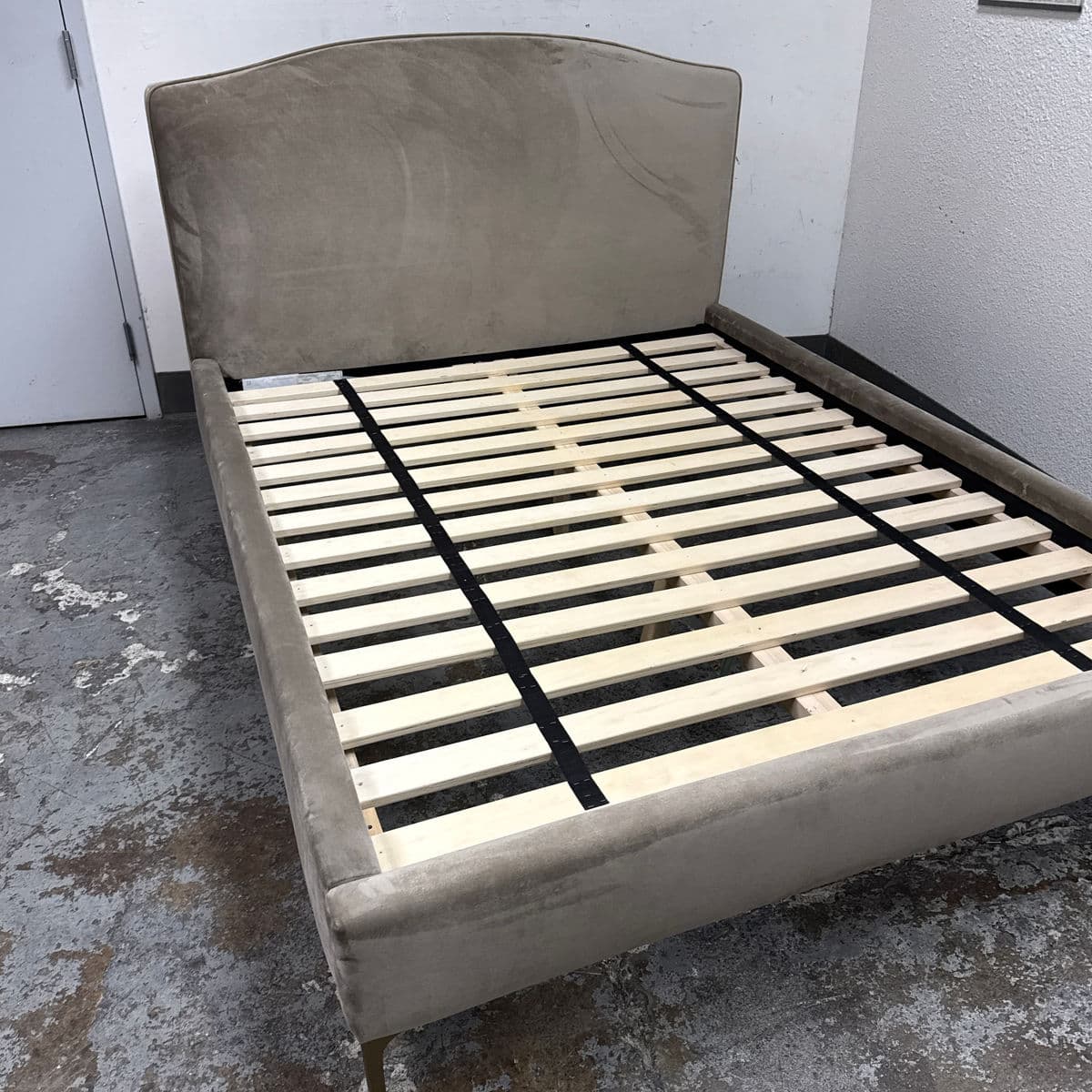 Queen Size Interior Define Celia Bed Frame - Thumbnail 12