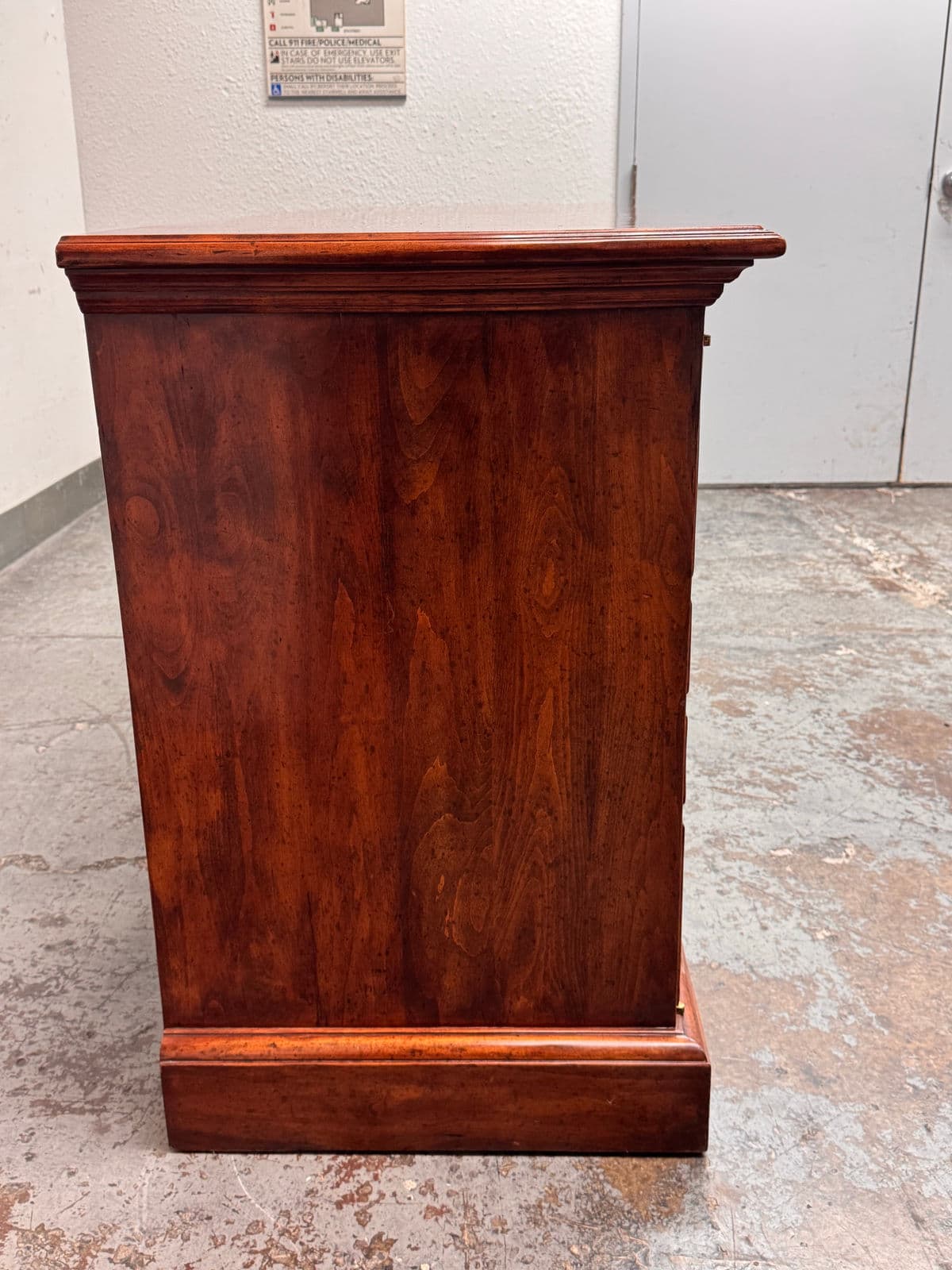 Bausman & Company Sideboard - Thumbnail 6