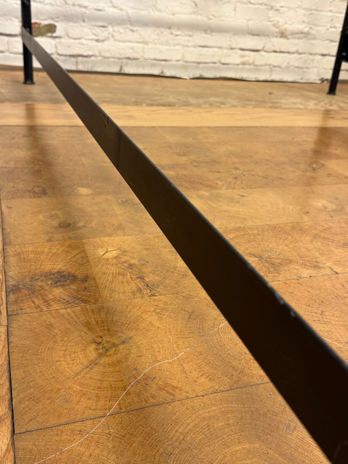 Queen Size Coaster Sunburst Canopy Bed - Thumbnail 9