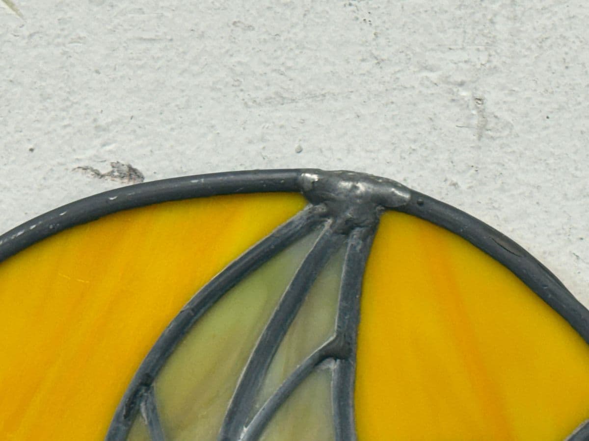 Circa 1978 Gene LeLonde Red Tulip Stained Glass Panel - Thumbnail 5