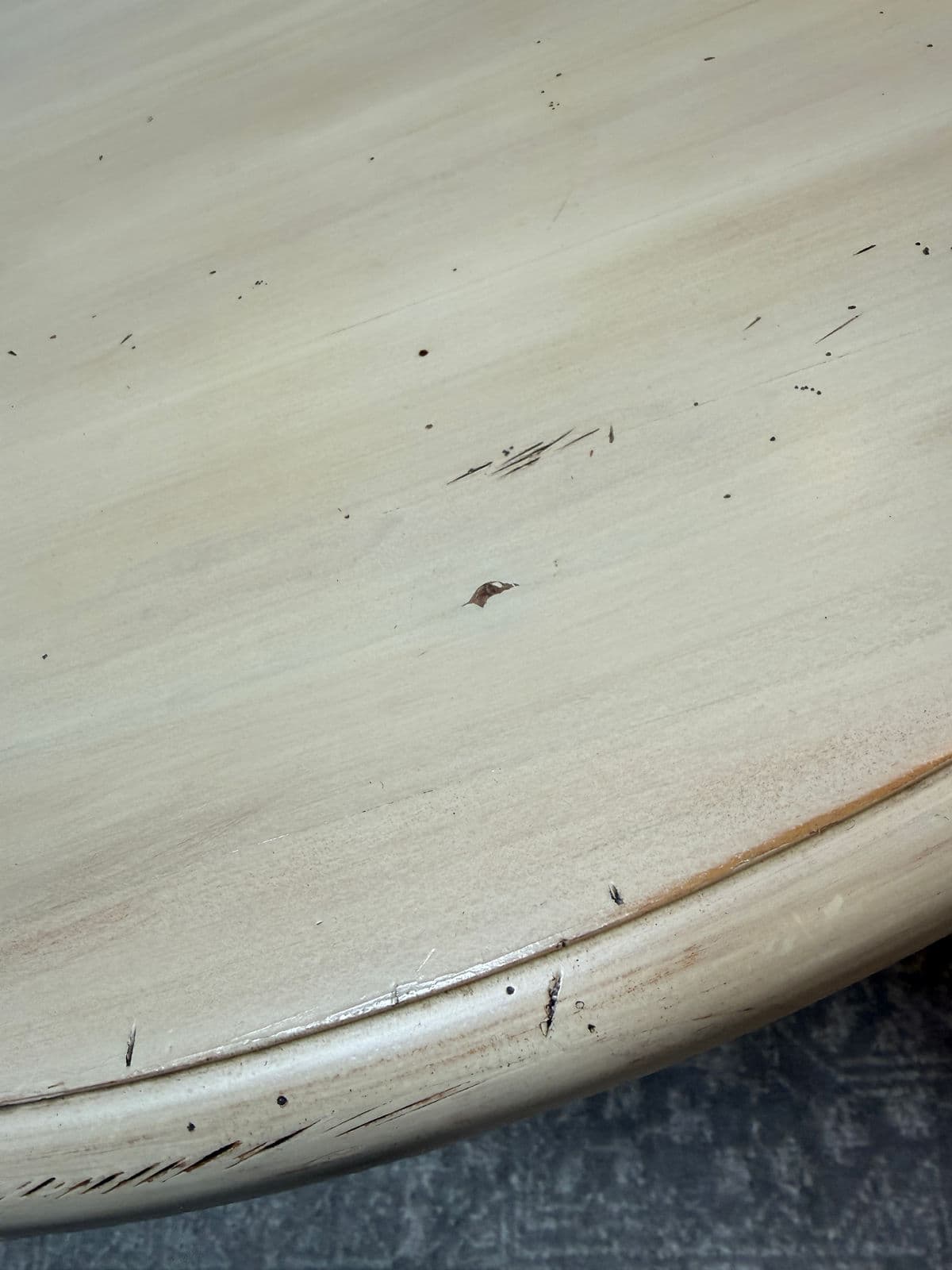 Sunrise Home French Provincial Pedestal Breakfast Table - Thumbnail 13