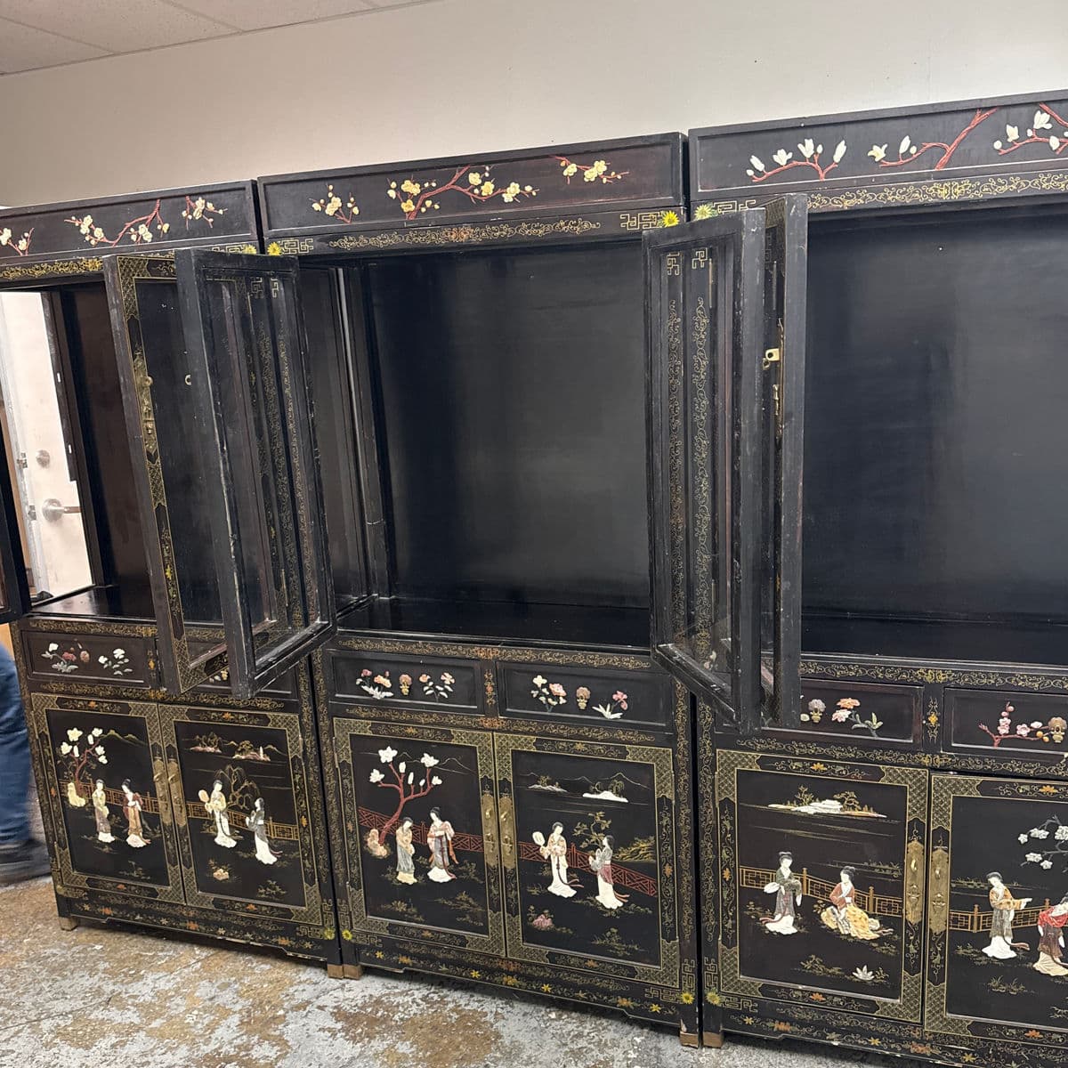 Circa 1970's Chinese Display Cabinets, Set of Three - Thumbnail 8