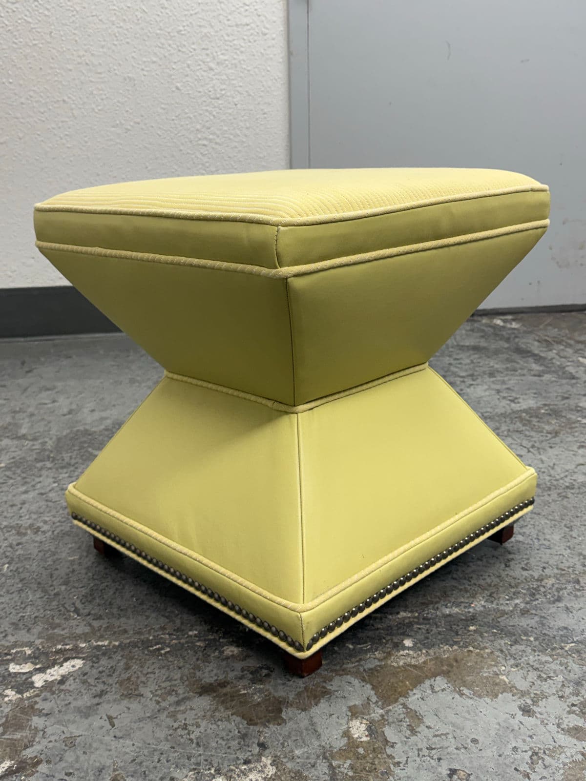 Hickory Chair Serge Ottoman - Thumbnail 6