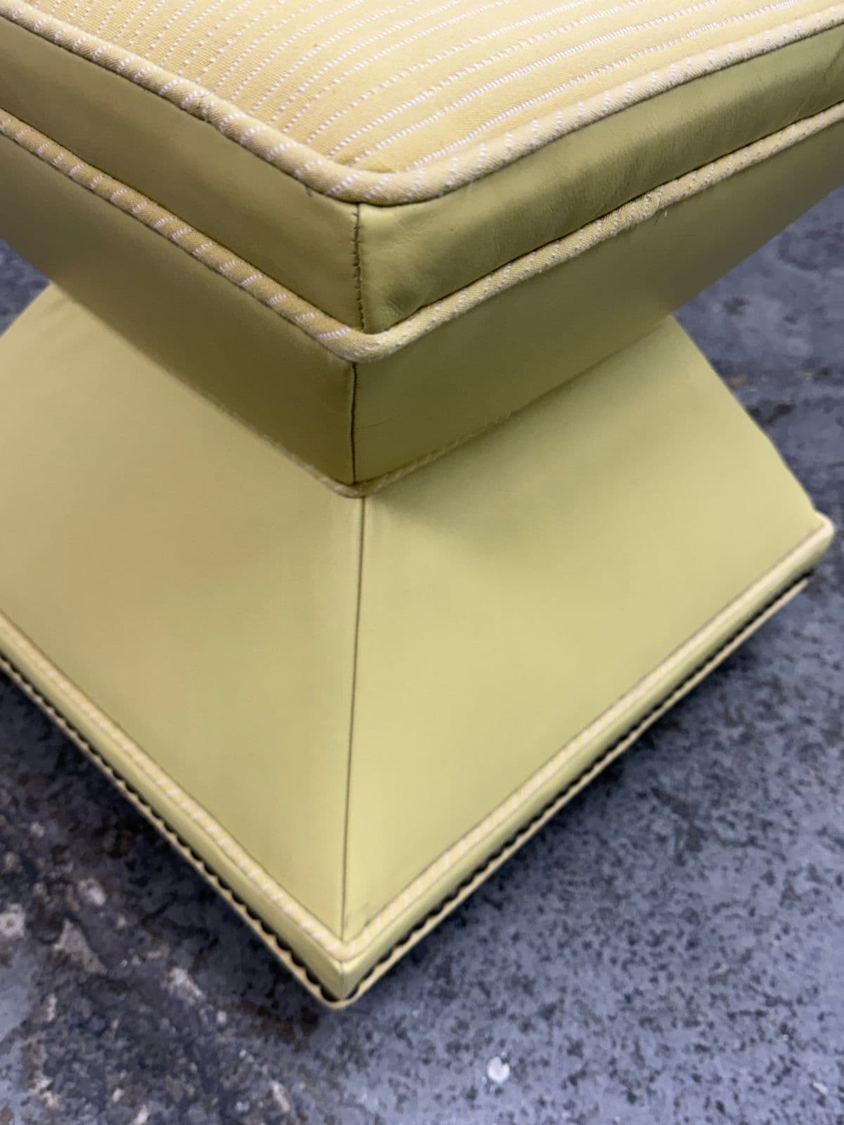 Hickory Chair Serge Ottoman - Thumbnail 10