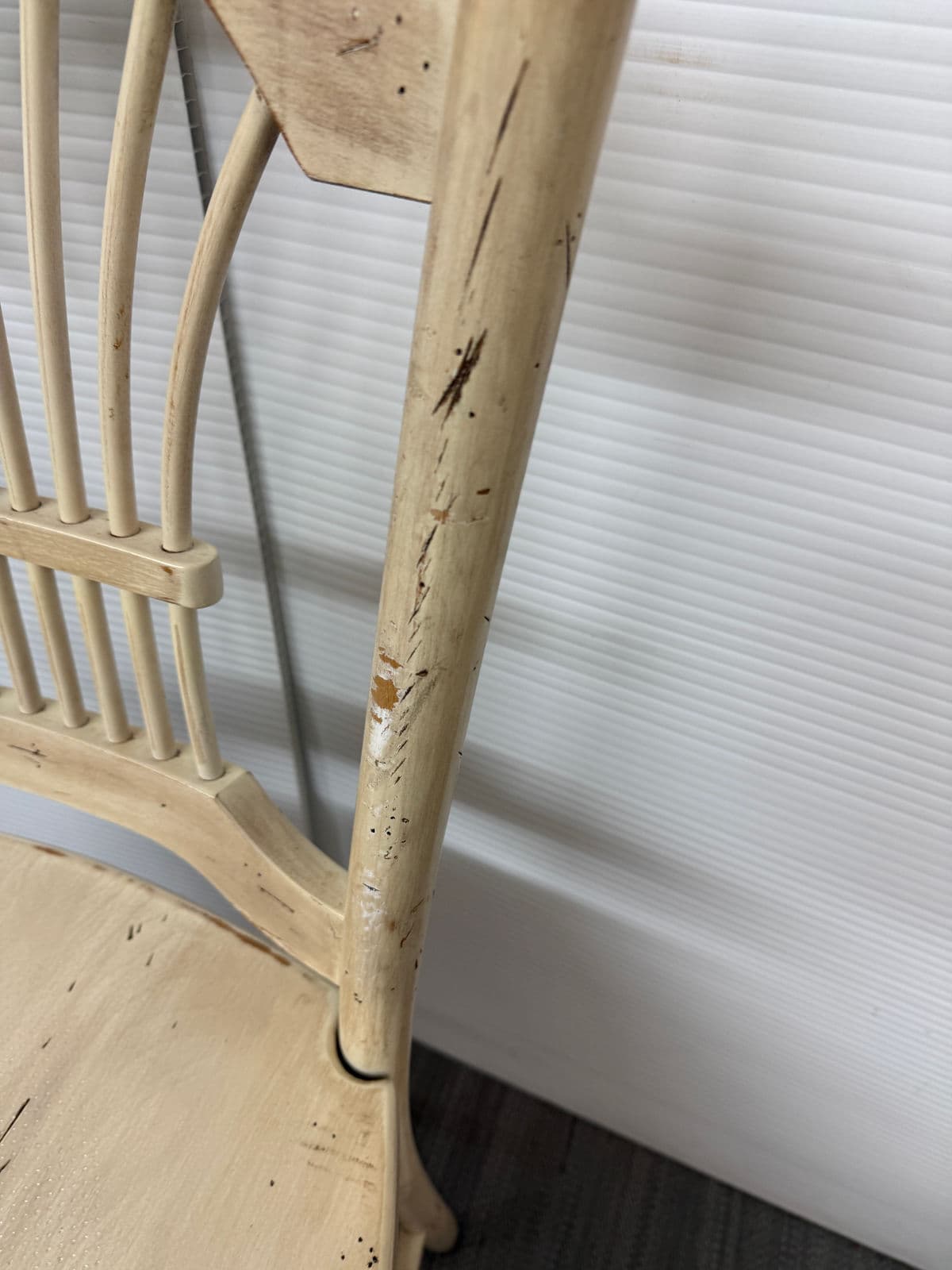 Sunrise Home French Provincial Counter Stools, Set of Four - Thumbnail 6