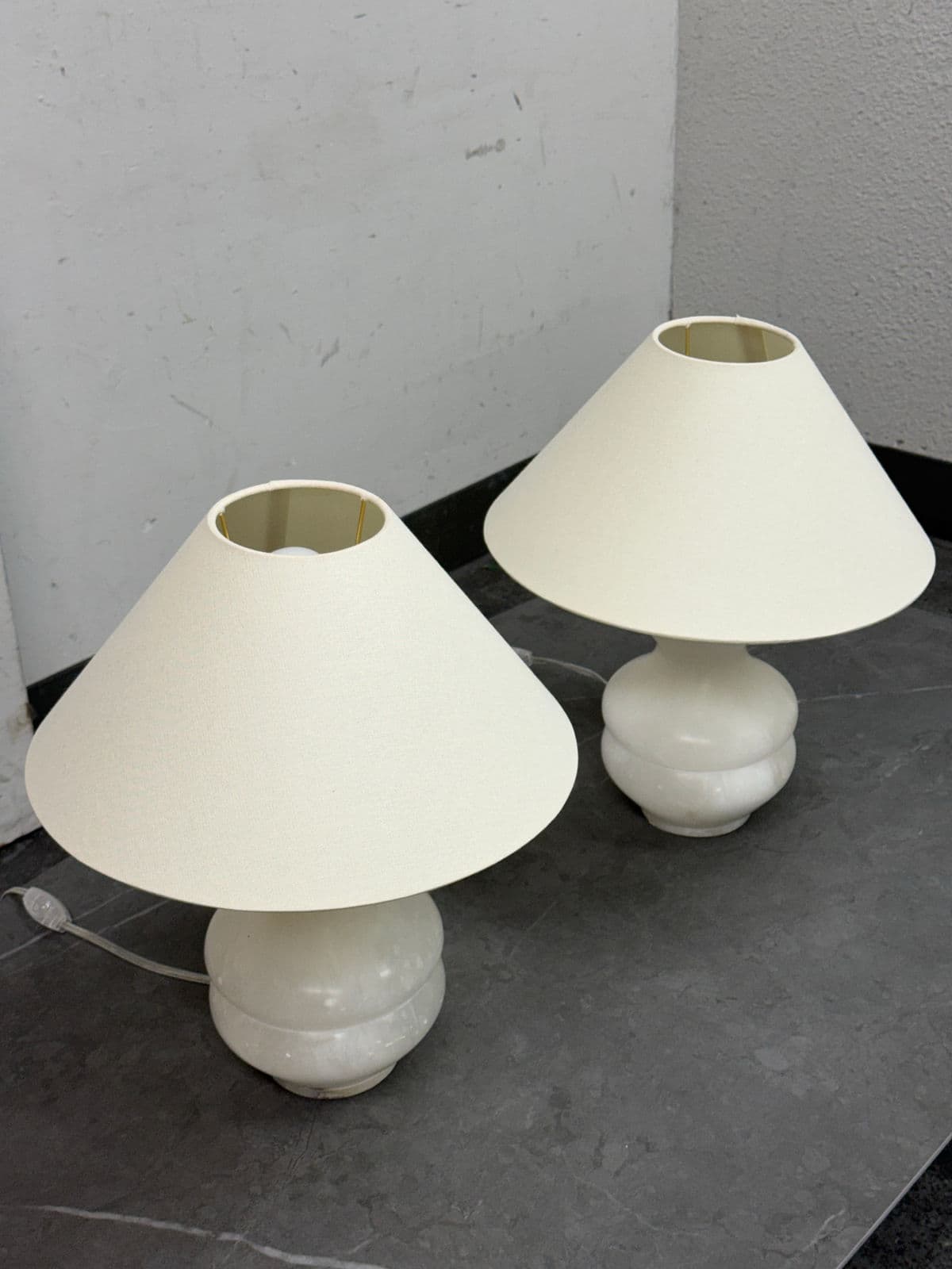 Serena & Lily Mayfair Table Lamps, Pair - Thumbnail 4