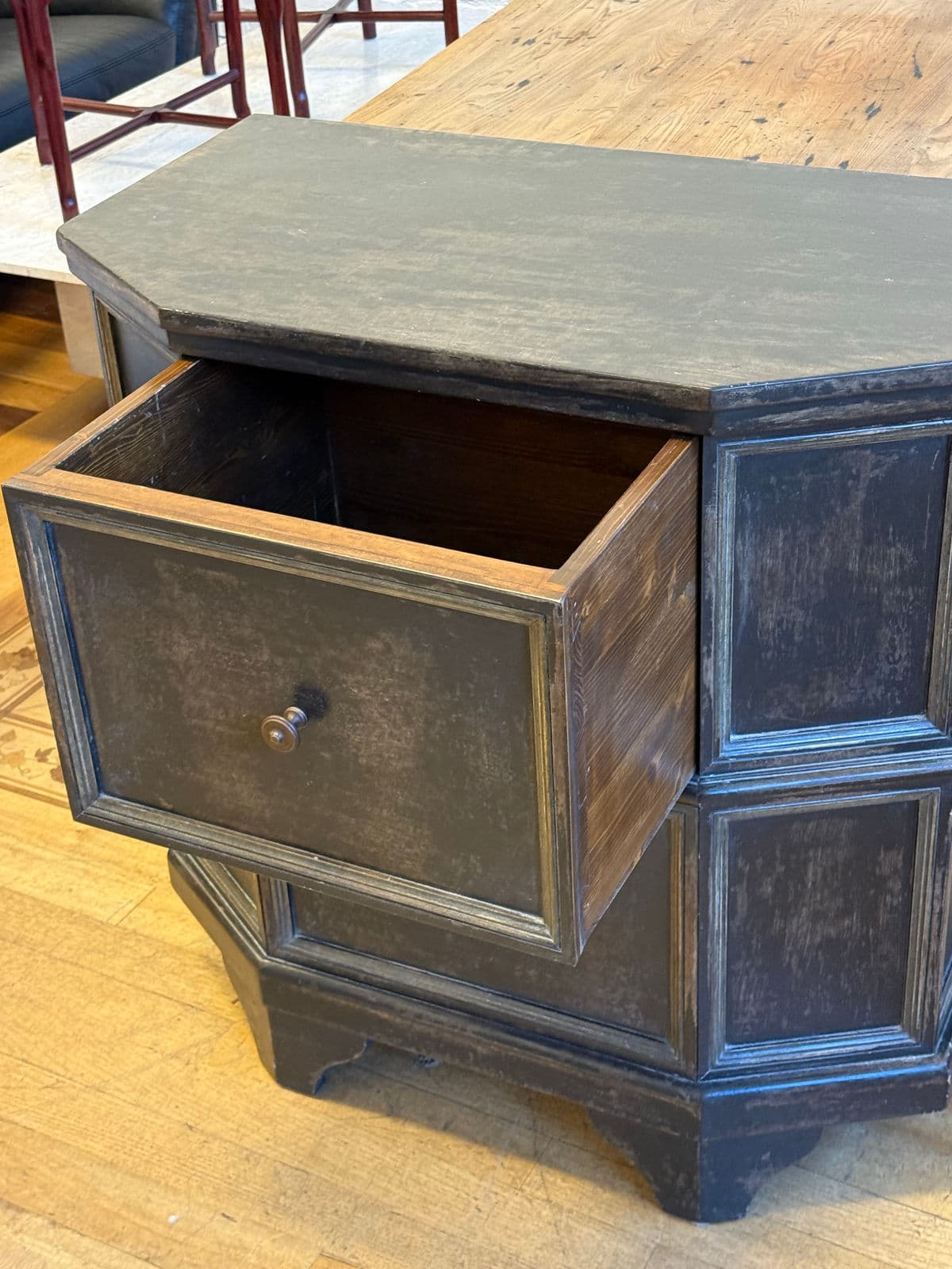 Bennett to the Trade Old World Style Dresser - Thumbnail 8