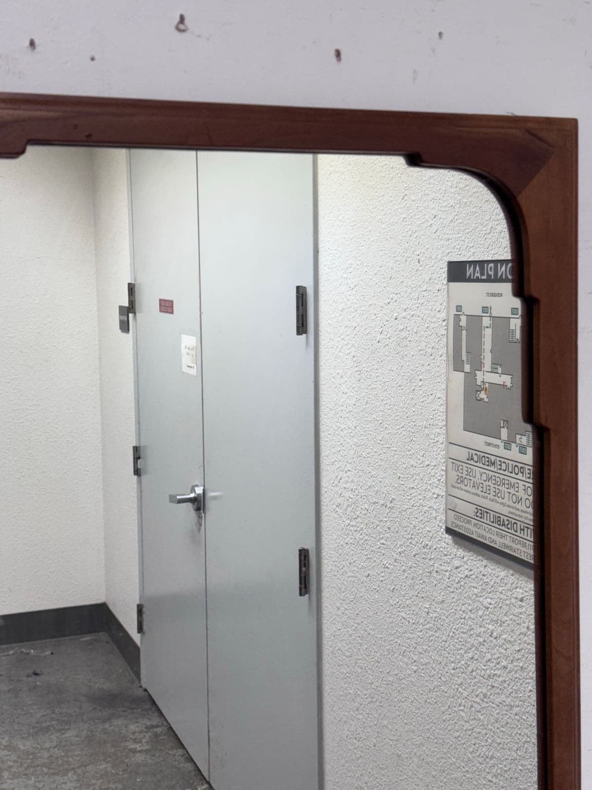 Late 20th Century Stickley Furniture Wall Mirror - Thumbnail 4