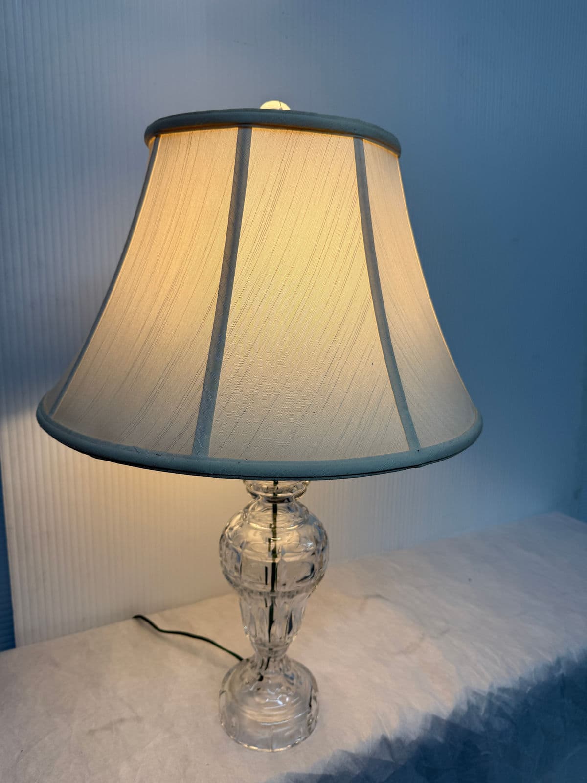 Vintage Crystal Cut Glass Table Lamp - Thumbnail 3