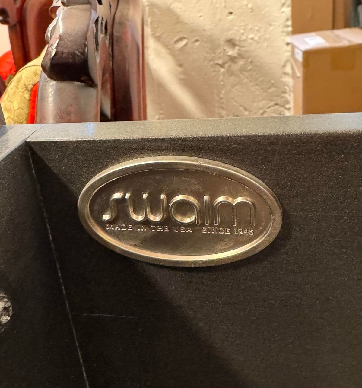 Swaim China Display Cabinet - Thumbnail 8