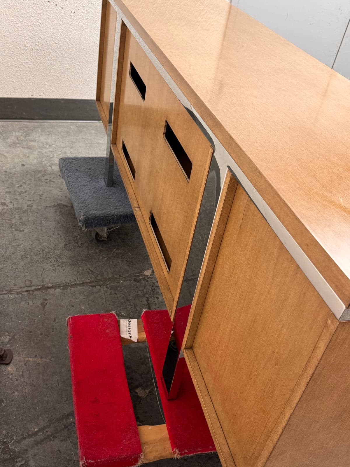 Swaim Emory Media Cabinet - Thumbnail 8