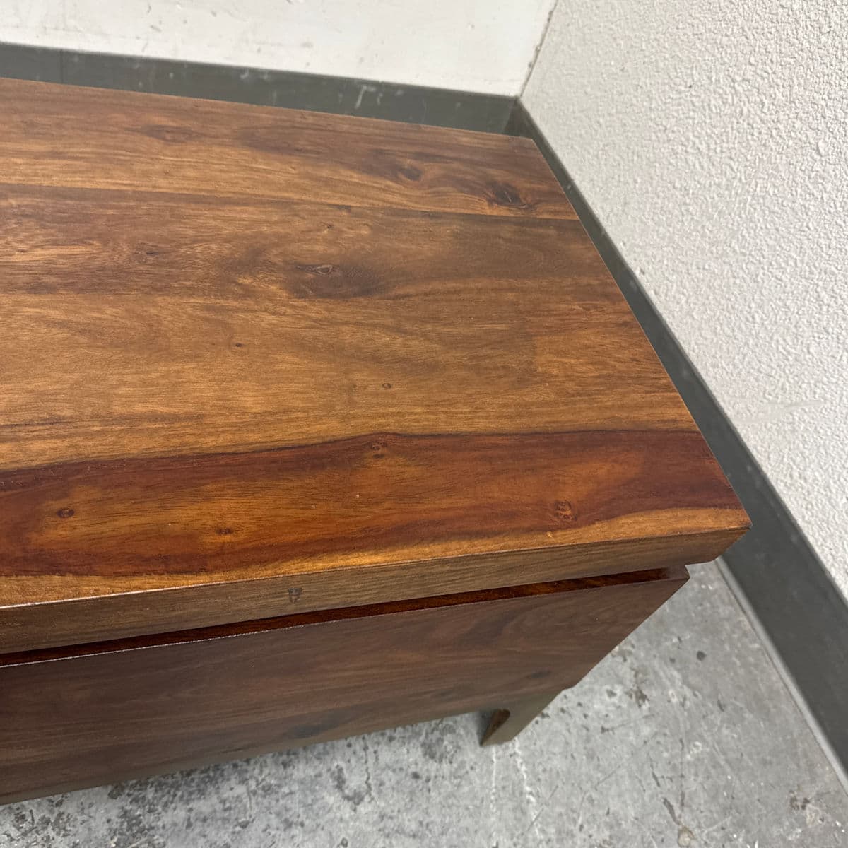 Crate & Barrel Jada Trunk - Thumbnail 11