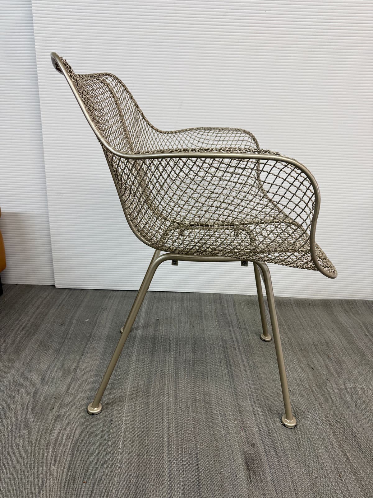 Russell Woodard Sculptura Lounge Chairs, Pair - Thumbnail 6