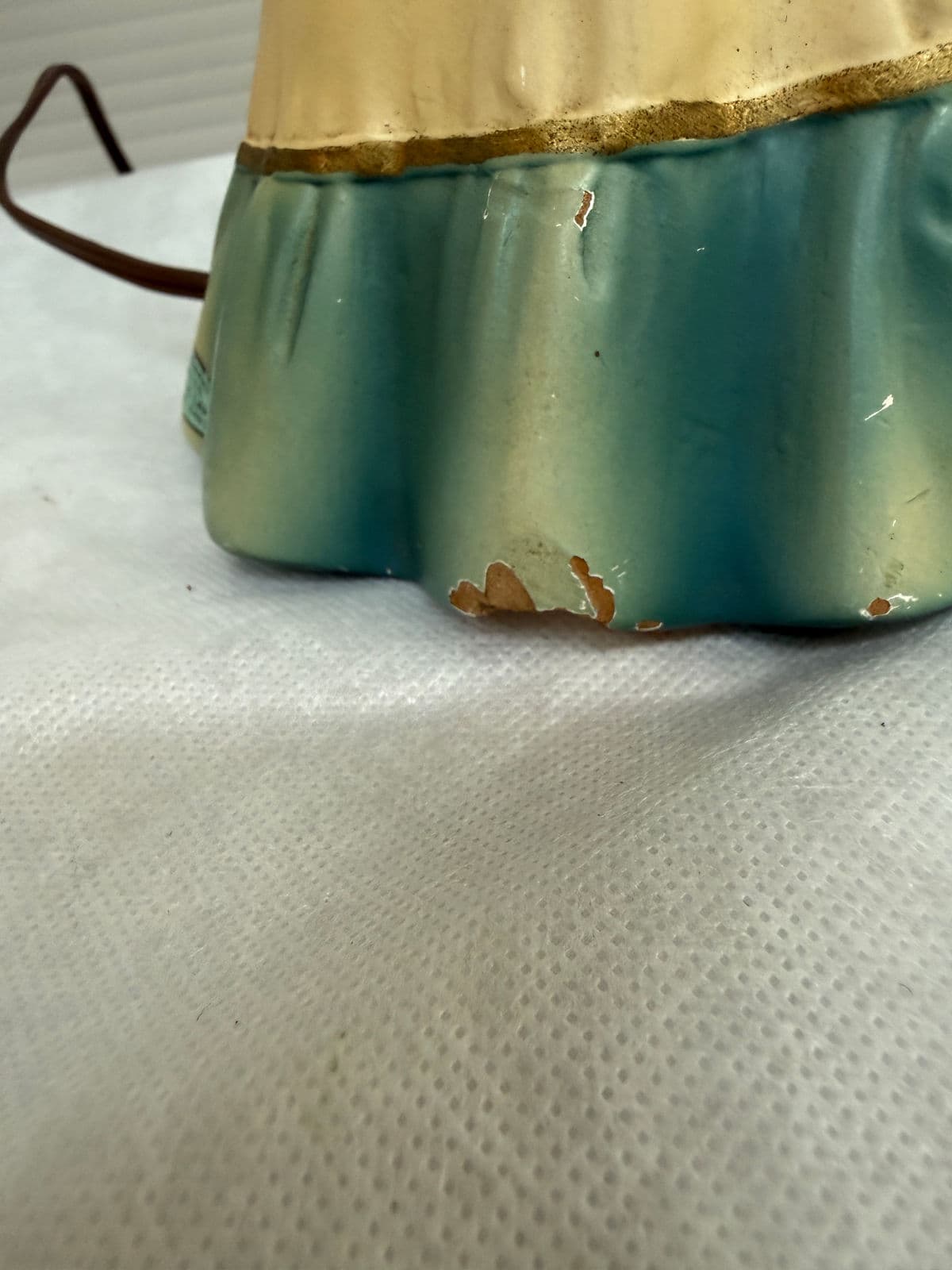 Vintage Ceramic Figurine Table Lamps, Pair - Thumbnail 10