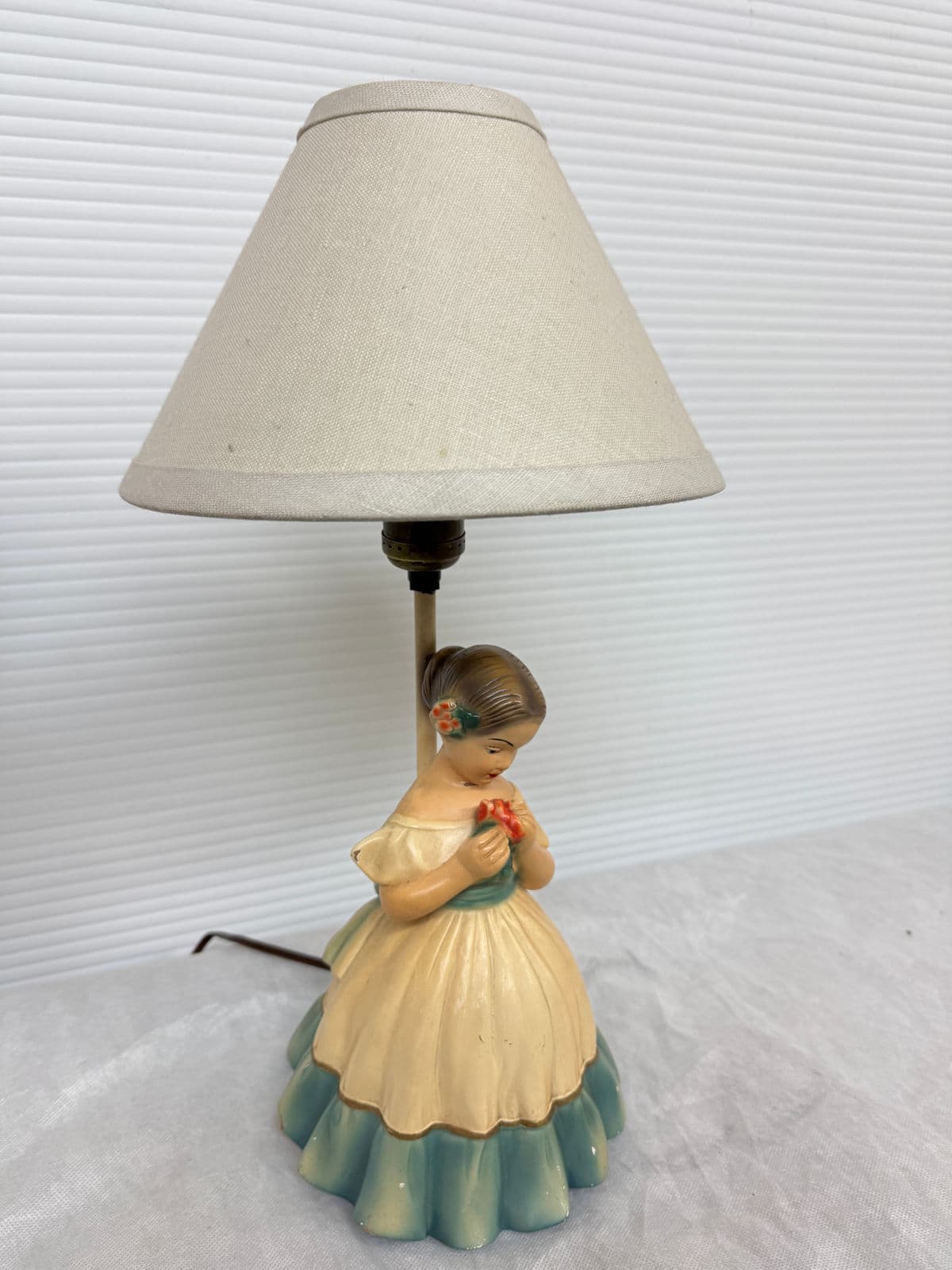 Vintage Ceramic Figurine Table Lamps, Pair - Thumbnail 11