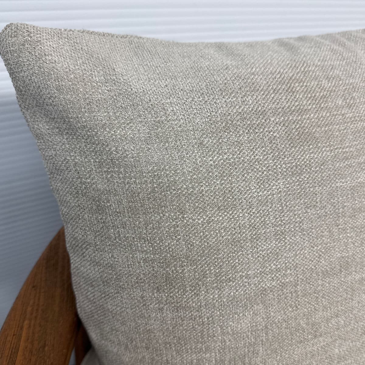 Brownstone Furniture Valencia Occassional Chair - Thumbnail 12