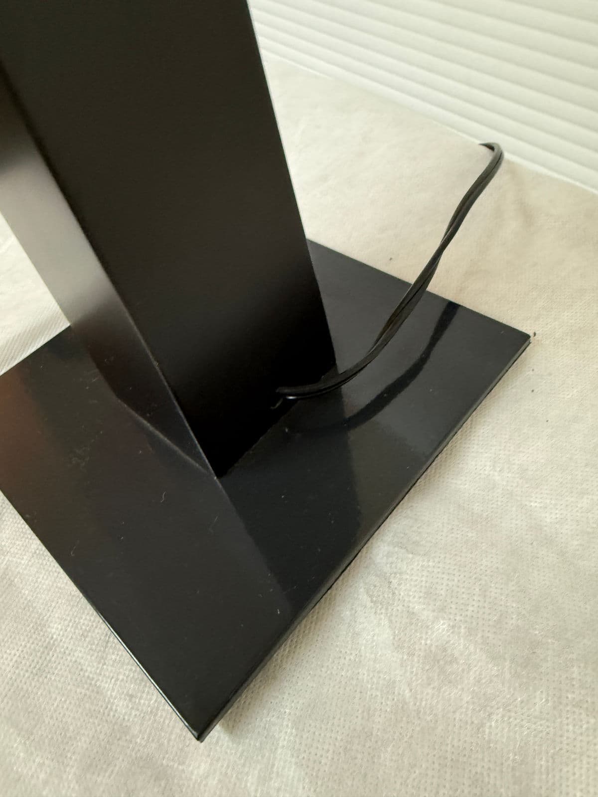 Modénature Alba Floor Table, Pair - Thumbnail 13