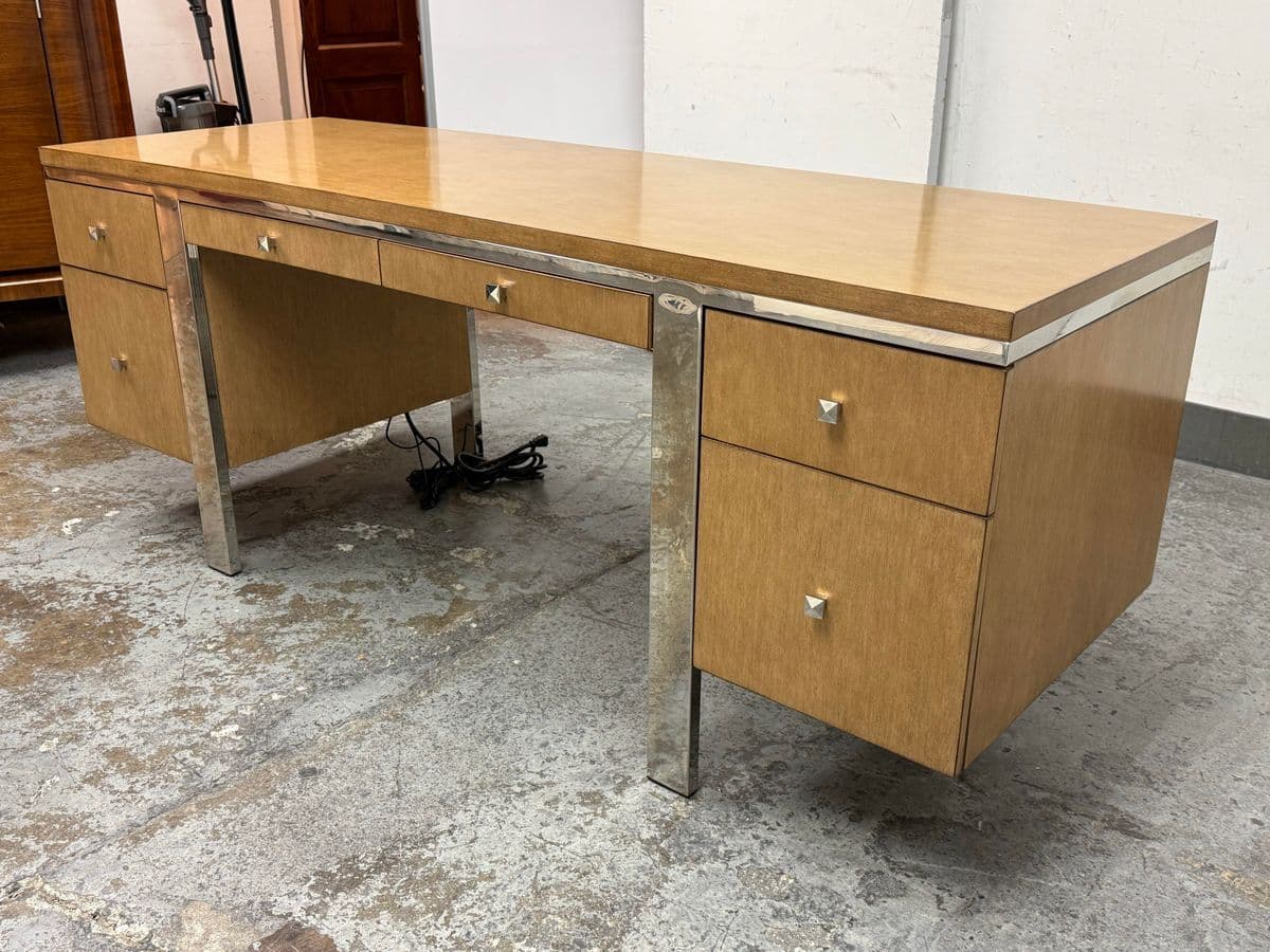 Swaim Executive Desk - Thumbnail 3