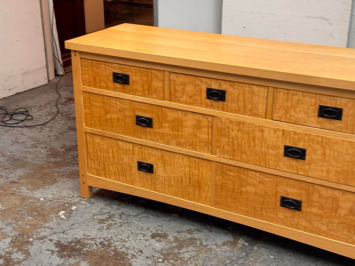 Berkeley Mills Bird's Eye Maple Wood Dresser - Thumbnail 12