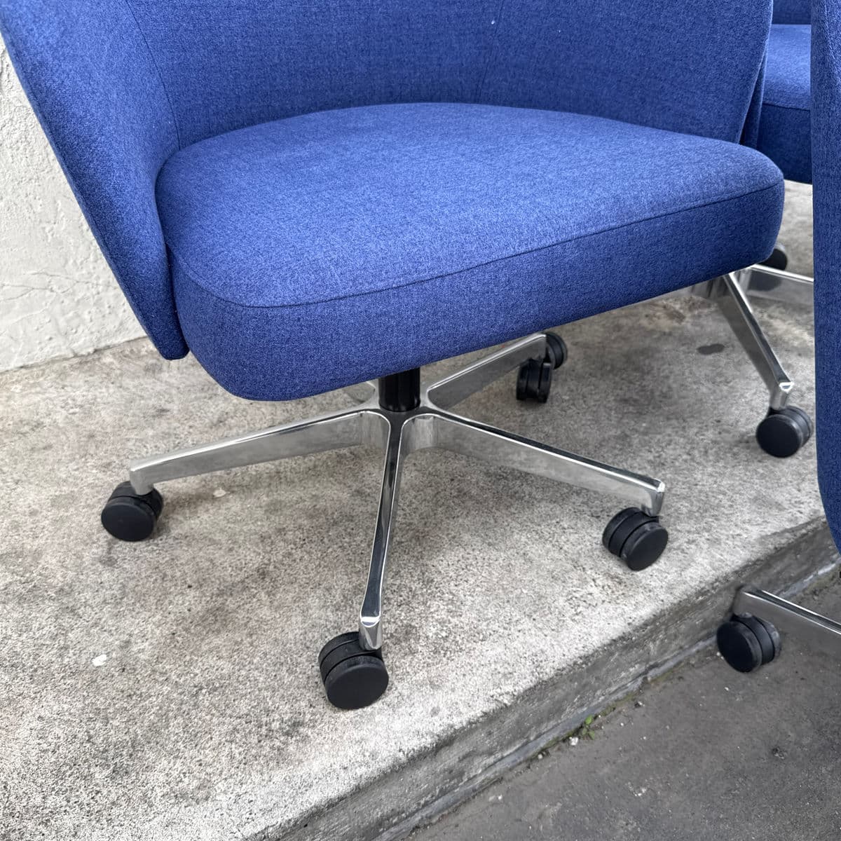 Steelcase for West Elm Sterling Conference Office Chairs, Pair - Thumbnail 10