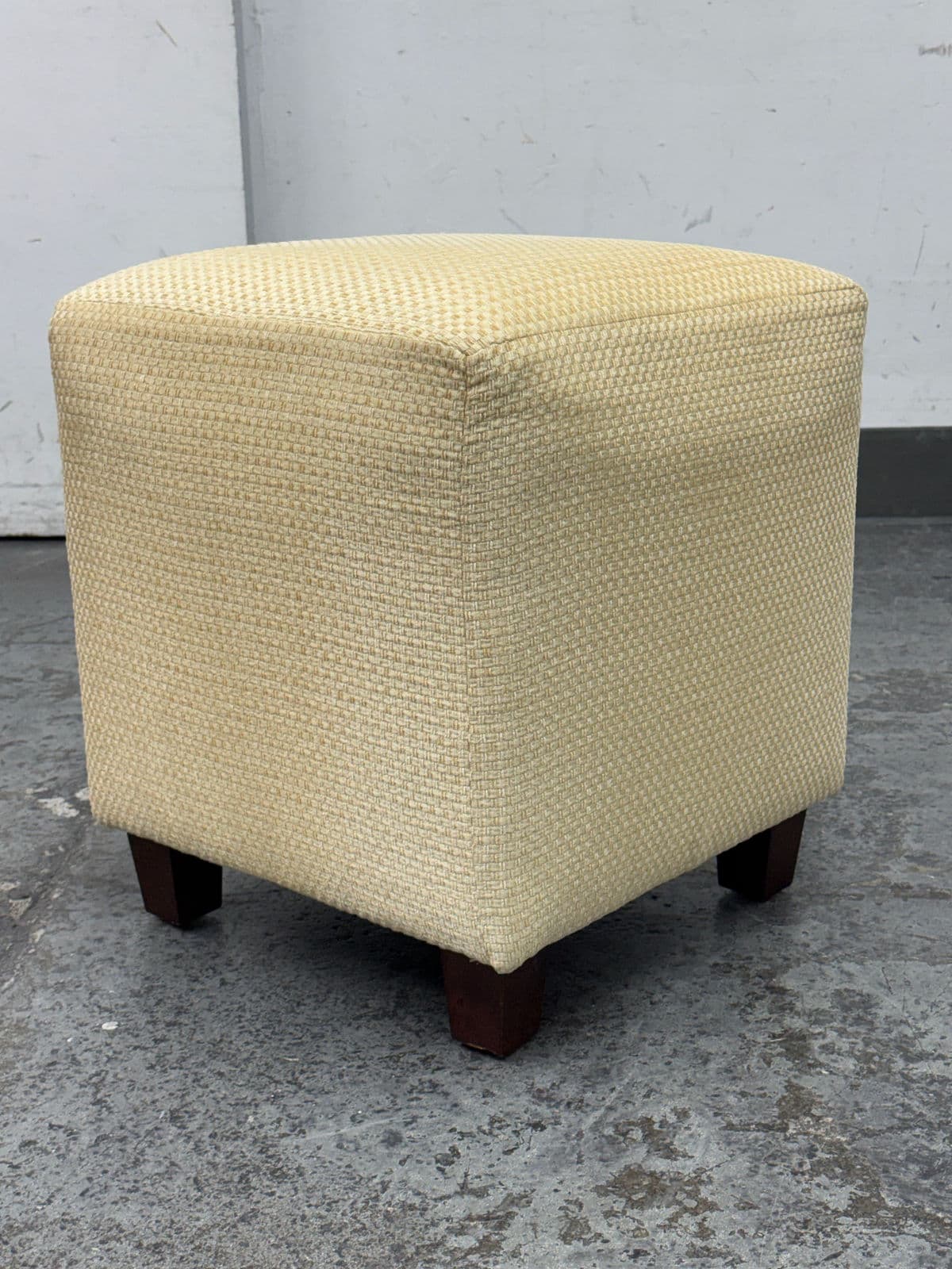 Ballard Designs Goldenrod Ottoman - Thumbnail 5