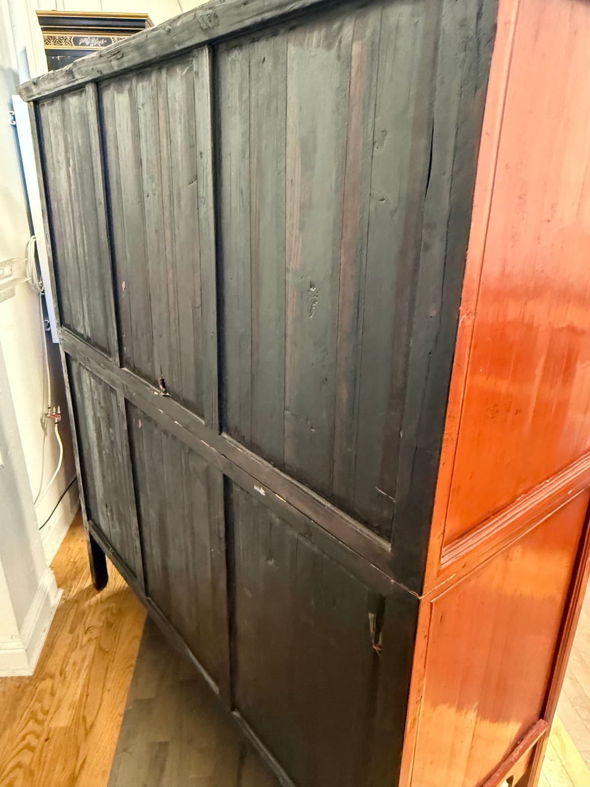 Vintage Asian Lacquered Cabinet - Thumbnail 7